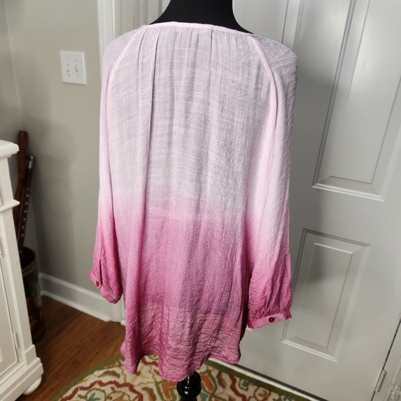 Zac & Rachel‎ Pink and White Ombre Flowy Top  Size Large - Picture 4 of 5